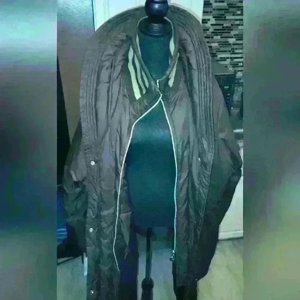 Coogi puffer jacket 4X. Vintage coogi. Perfect condition. Beautiful stylish jack - Picture 11 of 13